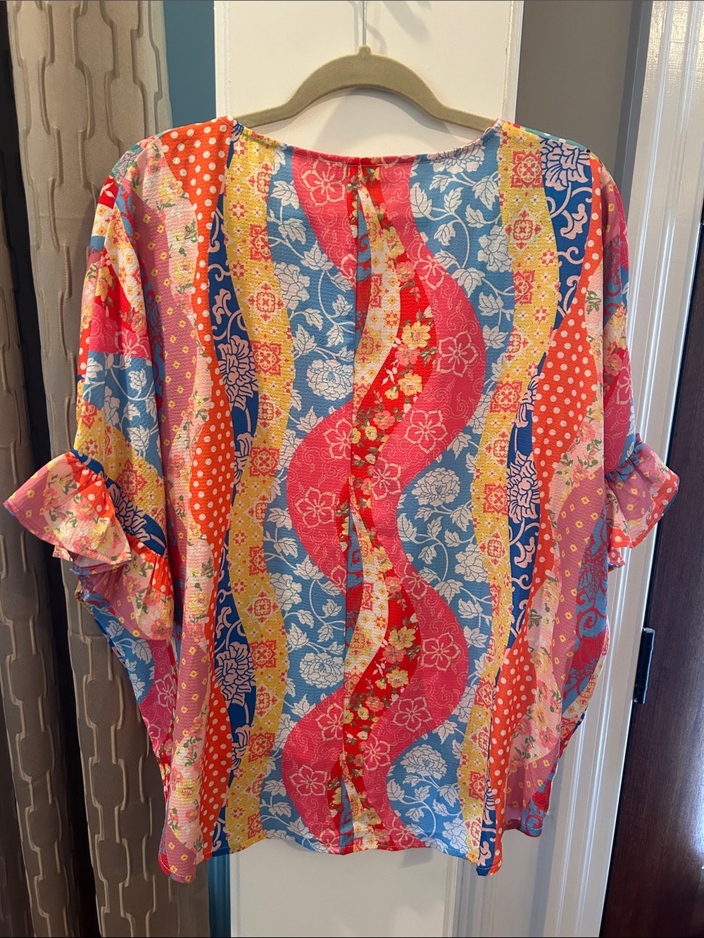 Umgee Multicolor Patchwork V-Neck Blouse in Pink, Blue, Red, Yellow & Cream - Picture 2 of 6
